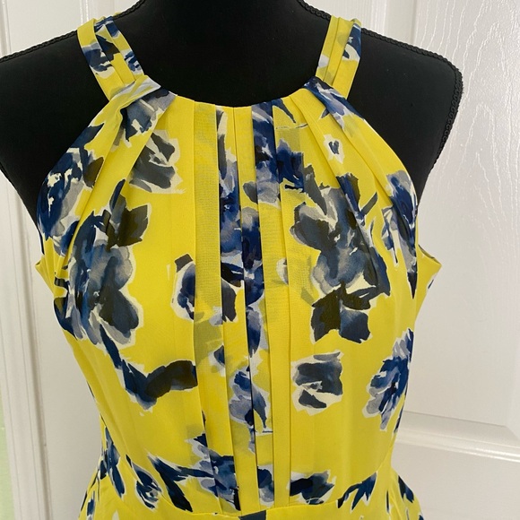 NWT Eliza J Floral Yellow and Blue Maxi Dress Size 4P - Picture 10 of 13